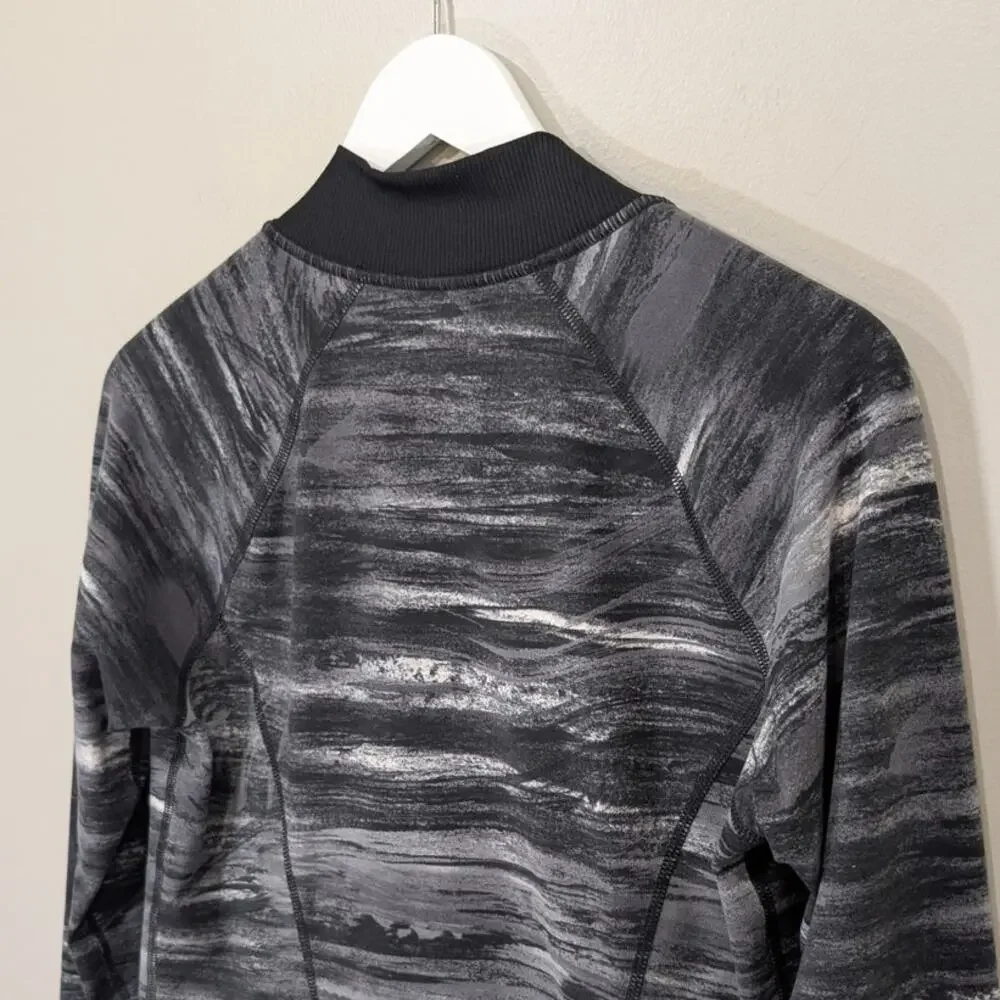 Lucy activewear defining